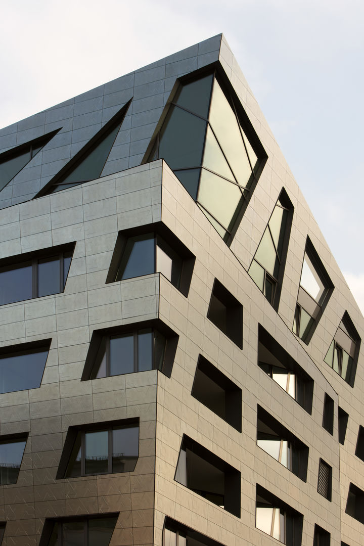SAPPHIRE Ecke Chausseestraße