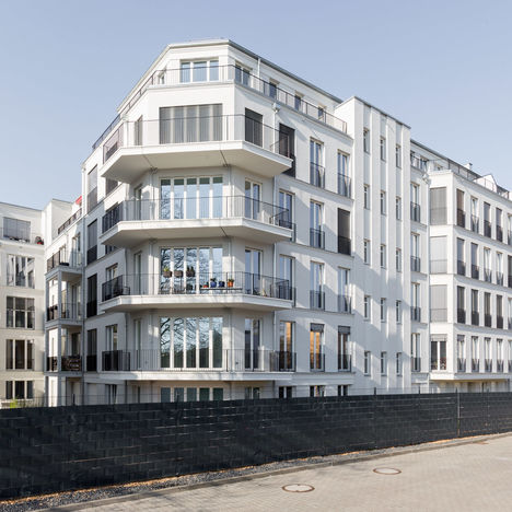 ENTREE Westecke Hof 2